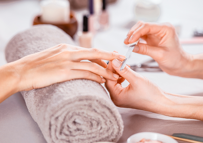 Microneedling Hamburg — Behandlungsraum V·Cosmetixx Studio Sasel